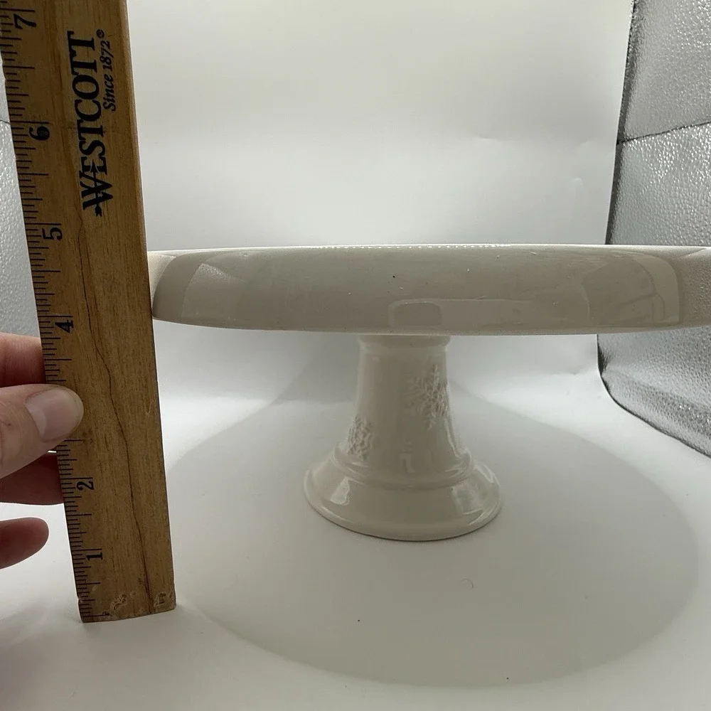 Christmas Hallmark Cake and Cupcake Plate Stand Snowflake‎ Ivory 9.5